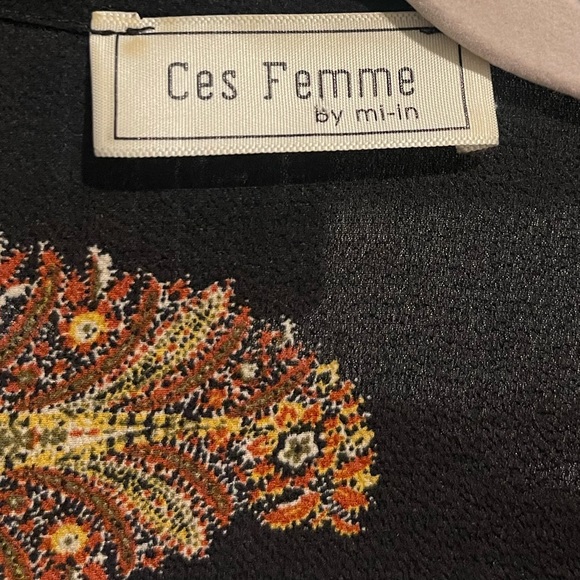 Paisley Cardigan - Picture 3 of 3